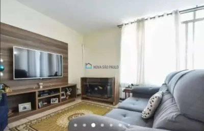 Casa à venda no campo belo | 3 quartos | 1 suíte | 6 vagas