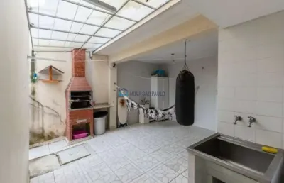 Casa com 3 dormitórios, 2 vagas no metrô praça da árvore