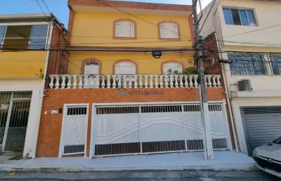 Sobrado triplex, 300m²,cômodos grandes, 4dts, quintal, edícula, 2 vagas, 5 min a pé metrô saúde.