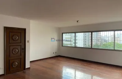 Apartamento com 4 quartos (1 suíte) próximo ao metrô borba gato
