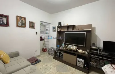 Casa térrea no centro de diadema 2 dormitórios e 2 vagas com edícula