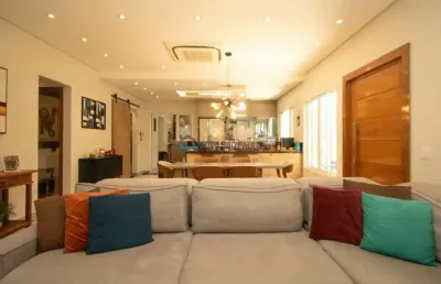 Casa a venda mirandópolis 3 suítes, 3 vagas, espaço gourmet com churrasqueira e piscina