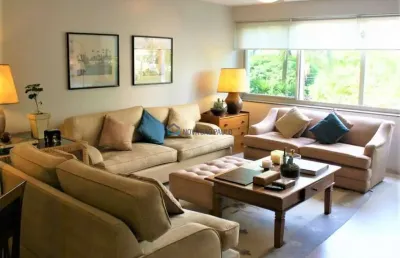 Itaim bibi, apartamento clássico com muita luz natural!