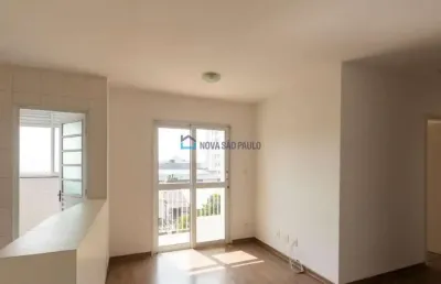 Apartamento na vila santa catarina com 2 quartos e 1 vaga de garagem.