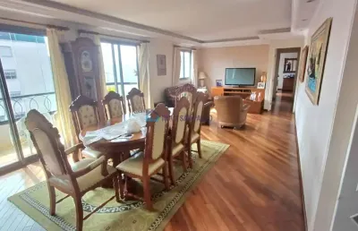 Apartamento de 4 dormitórios, suíte e 2 vagas de  garagem a 500 metros do metrô são judas!