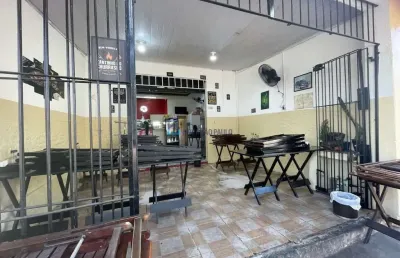 Complexo comercial à venda, 2 lojas, 5 casas para locação e 1 depósito, jd são luis