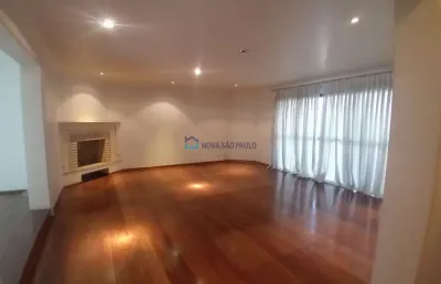 Apartamento alto padrão com 3 suites 4 vagas em 220 metros
