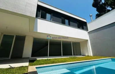 Casa de condomínio com 4 quartos, suítes  e 6 banheiros à venda, 450 m²