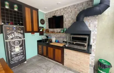 Casa espaçosa no brooklin: varanda, quintal e localização privilegiada esperam por você!