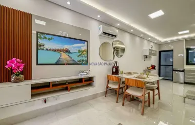 Sobrado mobiliado tríplex 3 suítes, 2 vagas, terraço gourmet prox. metrô vila mariana