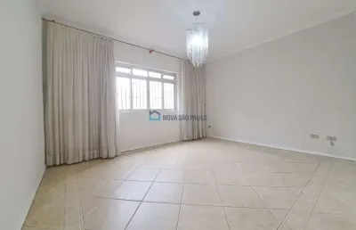 Sobrado à venda no bosque da saúde com 2 dormitórios