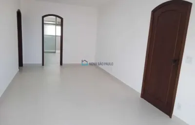 Apartamento reformado a 400 metros do metrô v mariana!
