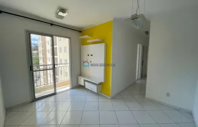 Apartamento com 02 dormitórios na região do jabaquara.