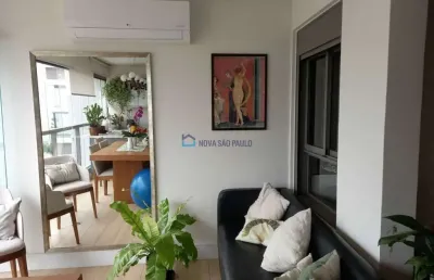 Apartamento moderno, 2 quartos (1 suíte), 2 vagas em mirandópolis.