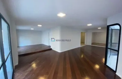 Apartamento alto padrão, com três dormitórios no jardim paulista