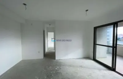 Apartamento com 02 dormitórios na região do brooklin paulista.
