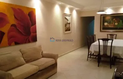 Sobrado à venda / bosque da saúde/ 3 dormitórios/ 2 suítes/  4 vagas