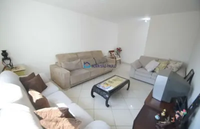 Casa com 4 quartos à venda na Rua Artur Thiré, --, Saúde, São Paulo