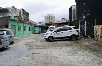 Terreno plano, próximo metrô jabaquara, escolas, bancos, supermercados, terminal de ônibus.