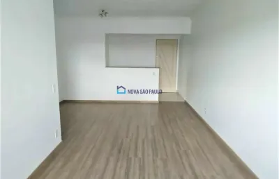 Apartamento de 83m², com 2 dormitórios, 01 vaga, ao lado do  metrô saúde.