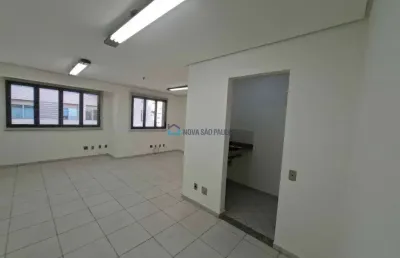 Conjunto comercial à venda na vila clementino com 35,50 m² de área útil e 1 vaga de garagem.