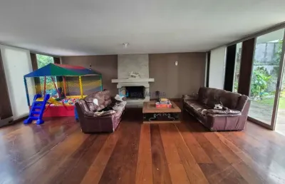 Casa com 4 quartos à venda na Rua Zacarias de Gois, --, Parque Colonial, São Paulo