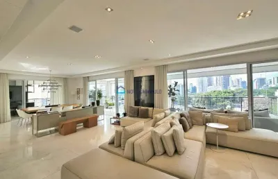 Amplo apartamento com 4 suítes, 5 vagas (vaga box) em moema!