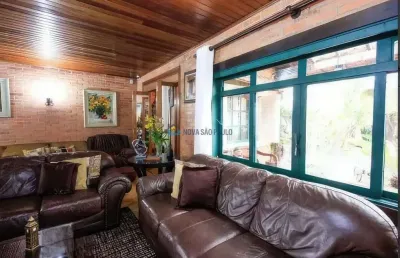 Casa à venda próxima ao metrô conceição ou são judas