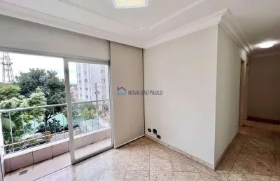 Apartamento à venda na saúde, 03 quartos, 01 vaga, rua plana ao lado metrô