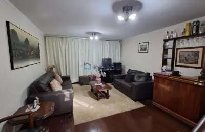 Casa à venda no planalto paulista com 4 quartos e 4 vagas.