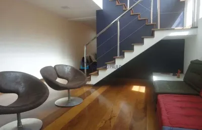 Sobrado próximo ao metrô conceição. 03  suítes, 03 vagas e 234 m² útil.