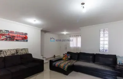 Amplo sobrado disponível para venda no bairro do ipiranga!