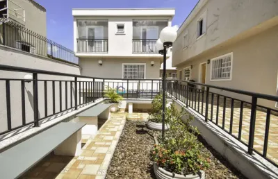 Sobrados seminovo em condominio,impecável, 3 dts,suite,2 vagas+deposito ! prox metrô sacomã