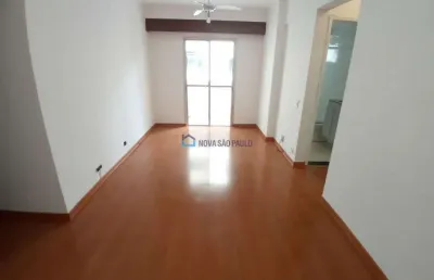 Apartamento metrô saúde, escolas, bancos, supermercados, drogarias, shopping, comércio, fácil acesso