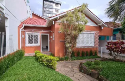 Casa 3 dormitórios à venda no bairro jardim lindóia com 231 m² de área privativa - 2 vagas de garagem