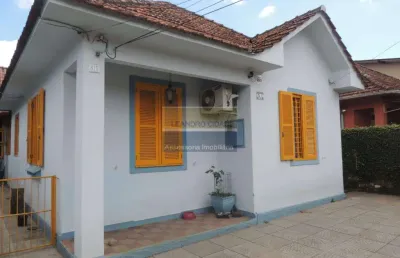 Casa 3 dormitórios à venda no bairro passo da areia com 136 m² de área privativa - 2 vagas de garagem