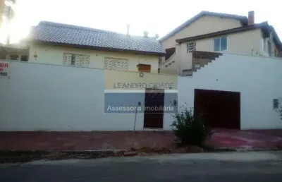 Casa 3 dormitórios à venda no bairro petrópolis com 110 m² de área privativa