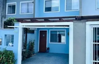 Sobrado geminado no iririú com 3 quartos para venda, 82 m²