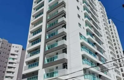 Apartamento no centro com 2 quartos para venda, 99 m²