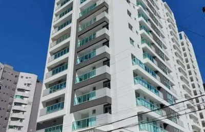 Apartamento no centro com 2 quartos para venda, 77 m²