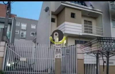 Sobrado triplex de 206m², 3 dorms  à venda, em condomínio, bairro guaíra, curiti