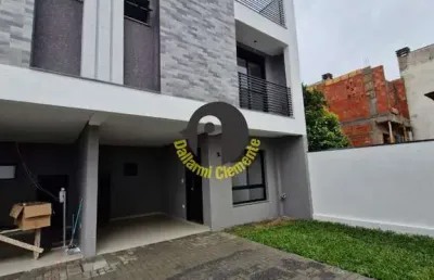 Sobrado  3 quartos, 1 suíte, 2 salas, 3 banheiros, 1 vaga à venda, bairro uberab