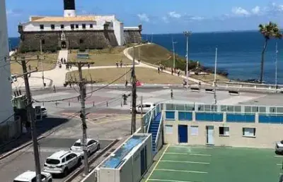 Apartamento temporada farol da barra carnaval 2 quartos 8 pessoas