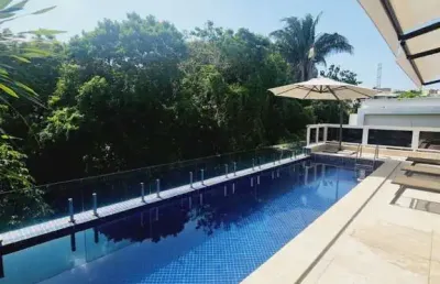 Casa duplex 5 suítes varanda gourmet piscina 10 vagas