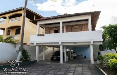 Casa 3 quartos sendo 1 suíte climatizada piscina e 10 vagas