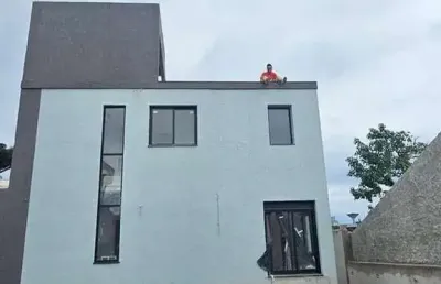 Casa com 3 quartos à venda na rua conde dos arcos, 1746, lindóia, curitiba, 202 m2 por r$ 1.150.000