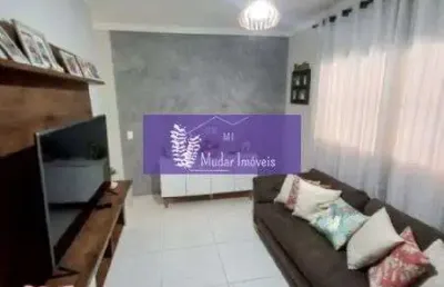 Oportunidade: casa com duas moradias em excelente localização!