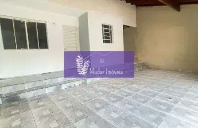 Encantadora casa à venda - conforto e praticidade em excelente localização!