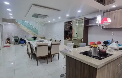 Casa com 4 quartos à venda na Rua Desembargador João José Arruda Júnior, Sítio Cercado, Curitiba