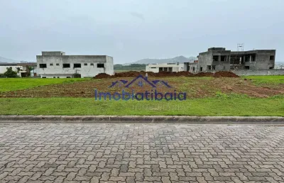 Terreno à venda no condomínio porto laranjeiras em piracaia - 1034m²